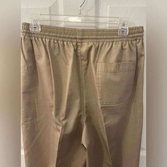 Emerald Club size medium tan elastic tie waist pants - Picture 6 of 7
